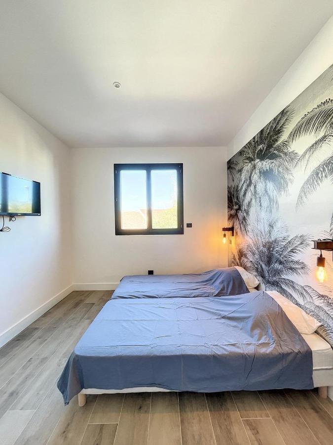 Villa 400m2 piscine intérieure chauffée Agde Exterior foto